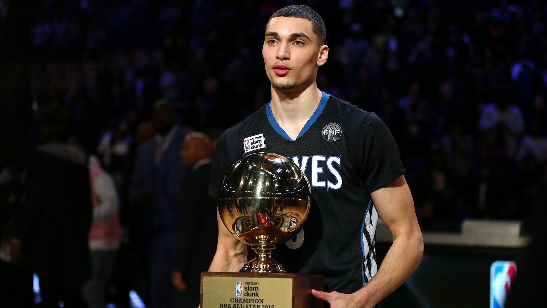 “赛场瞬间：最令人难忘的五大亮点总结”